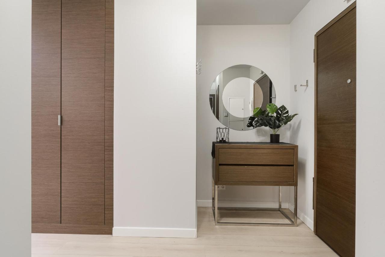 Luxury Apartments In Platinum Tower Варшава Экстерьер фото