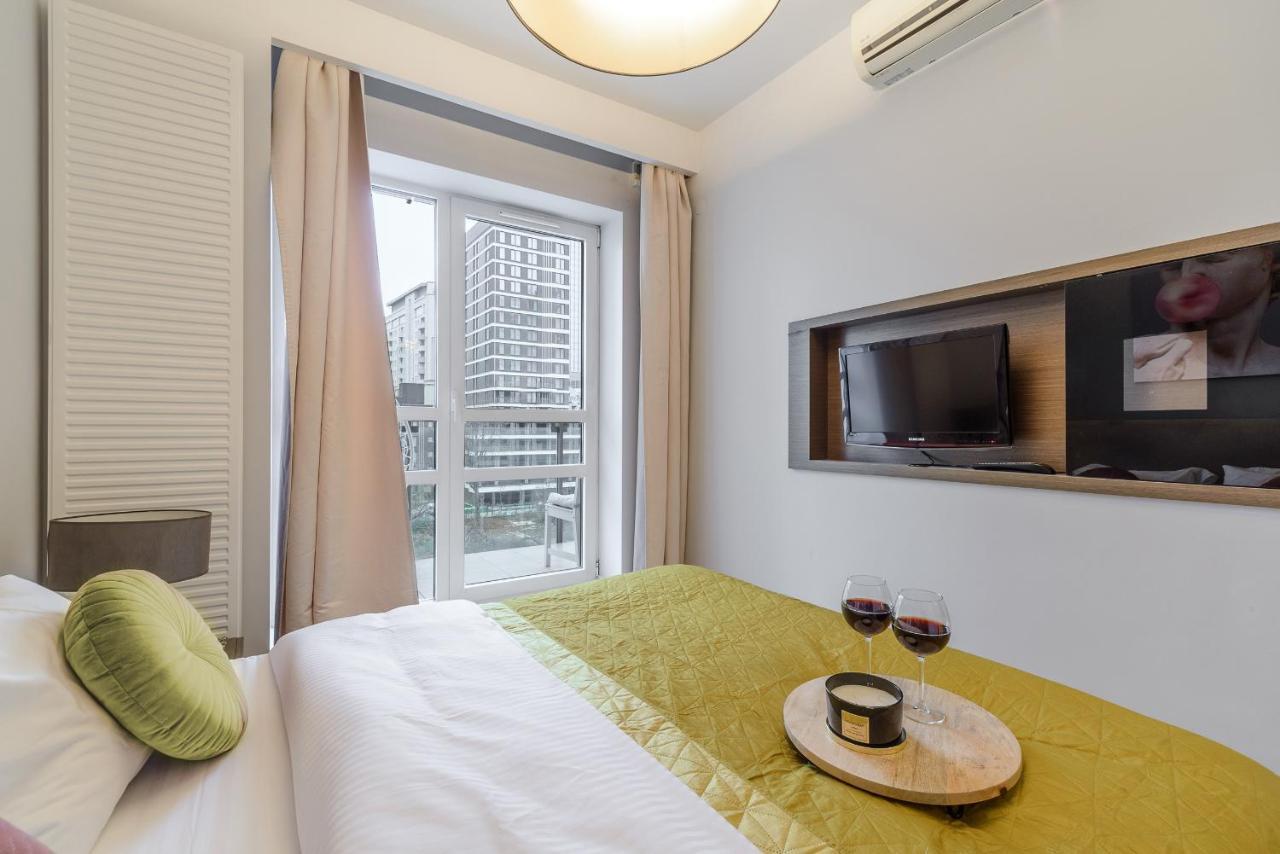 Luxury Apartments In Platinum Tower Варшава Экстерьер фото