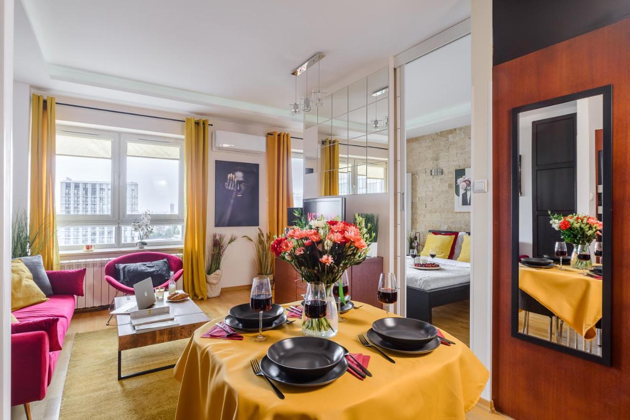 Luxury Apartments In Platinum Tower Варшава Экстерьер фото