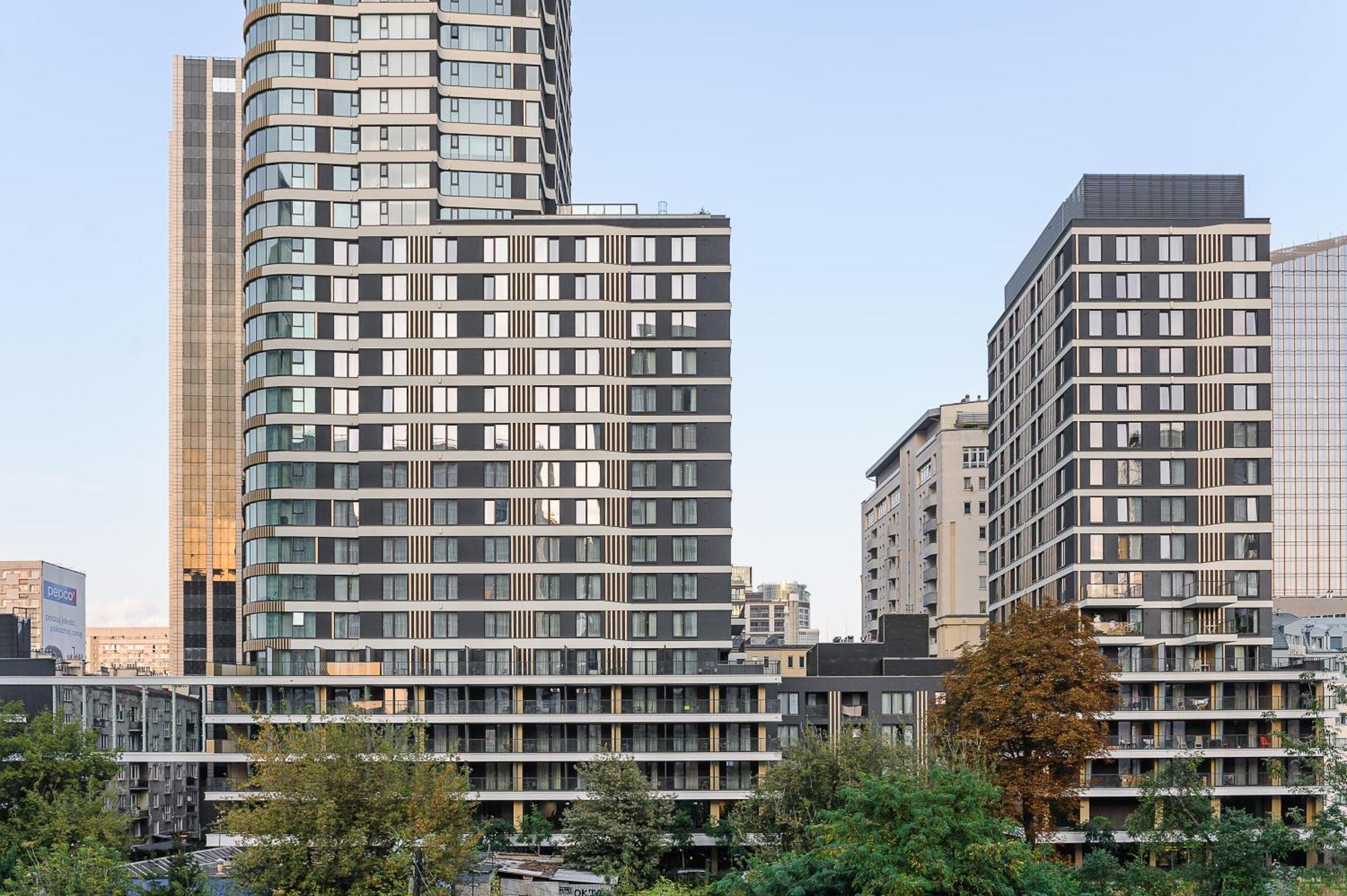Luxury Apartments In Platinum Tower Варшава Экстерьер фото