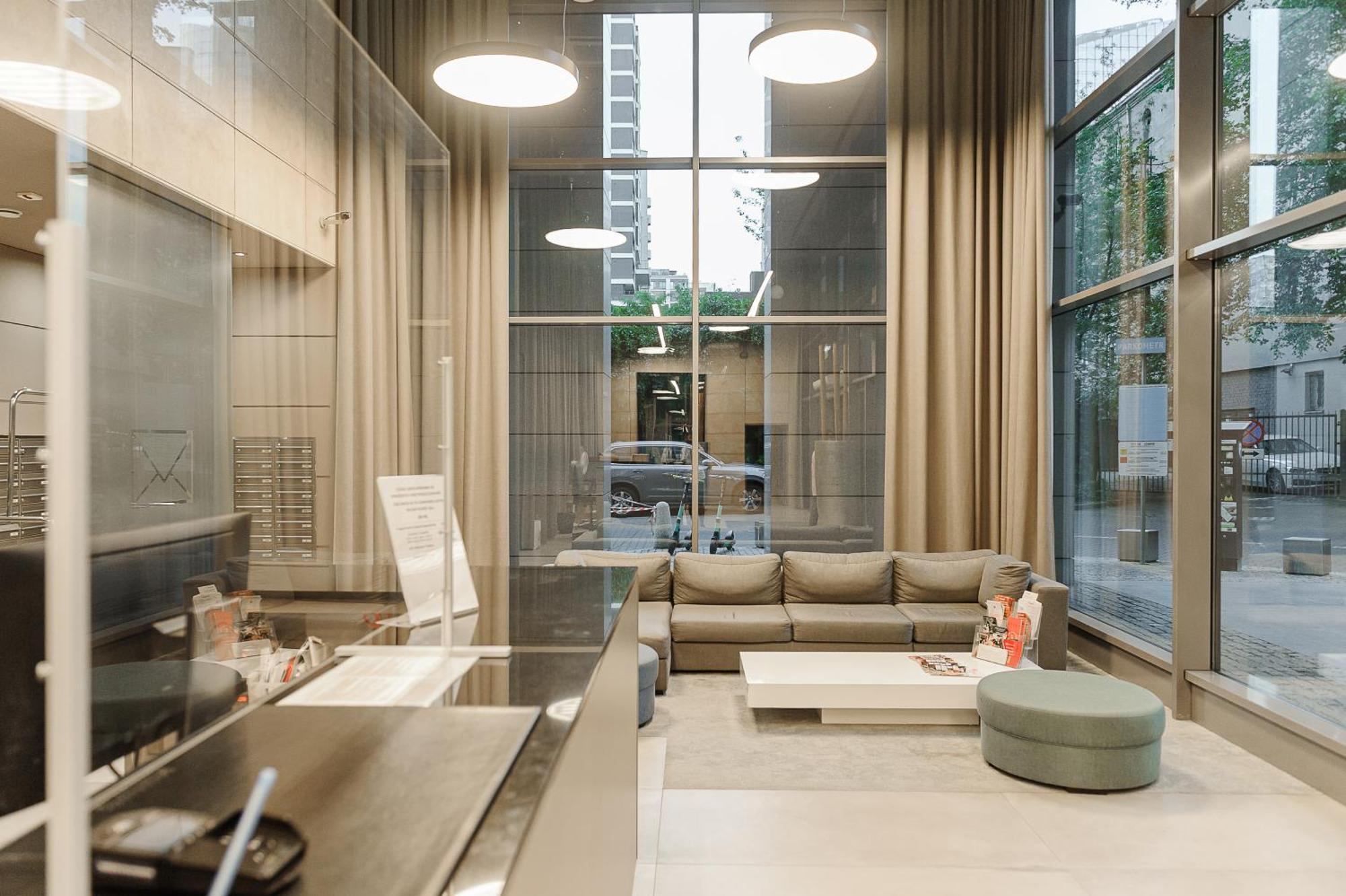 Luxury Apartments In Platinum Tower Варшава Экстерьер фото