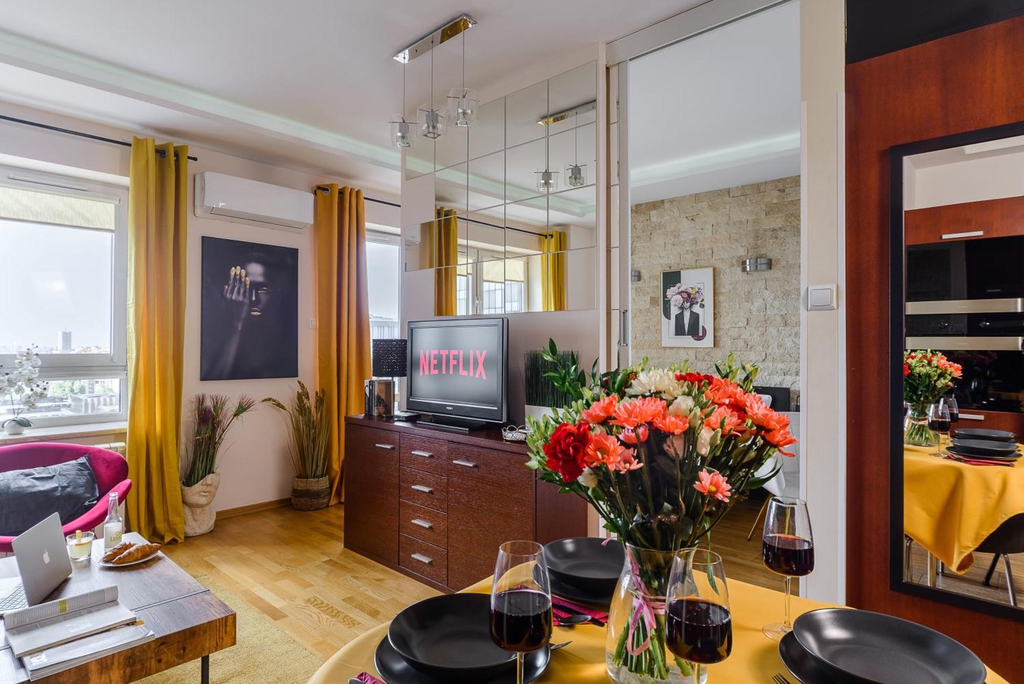 Luxury Apartments In Platinum Tower Варшава Экстерьер фото